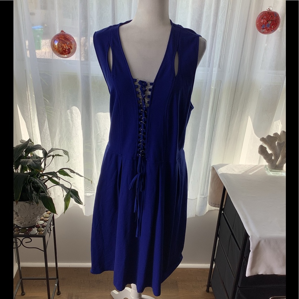 City chic dress